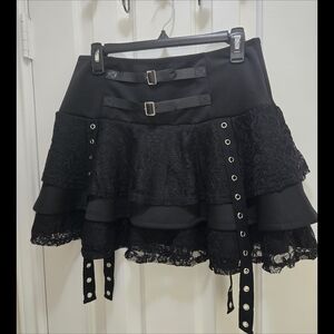 Hot Topic Black Tiered Lace Mini Skirt